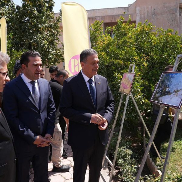 بەرێز”سەربەست لەزگین”بەرپرسێ مەكتەبا رێكخستنا پارێزگەها دهـۆكێ دبیرئاینا 37 ساڵیا ئەنفاڵا بەهـدینان سمیناڕەك بۆ خەلكێ ئیدارا سەربەخۆیا زاخۆ پێشكێشكر