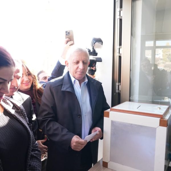 مەکتەبا ڕێکخستنا پارتی دەستێ ھاریکاریێ بۆ خەلکێ ڕۆژئاڤا درێژ دکەت