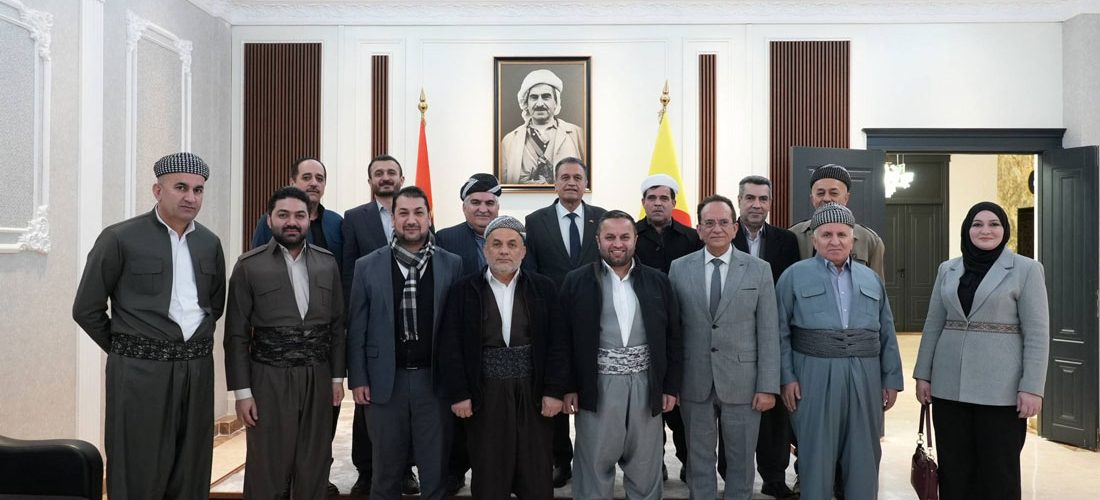 بەرپرسێ مەکتەبا ڕێکخستنێ پێشوازیێ ل ڕێڤەبەرێن ئەوقافێ و زانایێن ئایینی یێن دەڤەرا دهۆکێ دکەت