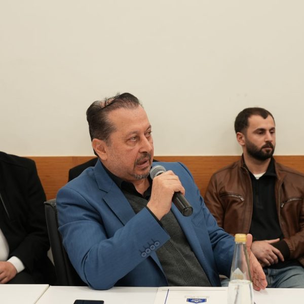 بەڕێز سەربەست لەزگین: سەرۆک بارزانی سێوانا پاراستنا ناسنامە و مافێن گەلێ کوردە ل ڕۆژئاڤایێ کوردستانێ