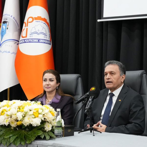 بەڕێز "سەربەست لەزگین" سمێنارەک ل زانکۆیا پۆلیتەکنیک پێشکەشکر