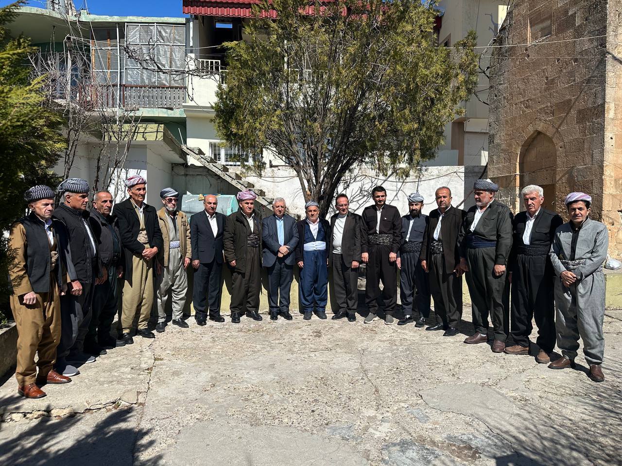 شاندەکێ مەکتەبا ڕێکخستنا سەرەدانا لقێ ئامێدیێ یێ ئێکاتیا مامۆستایێن ئایینی دکەت