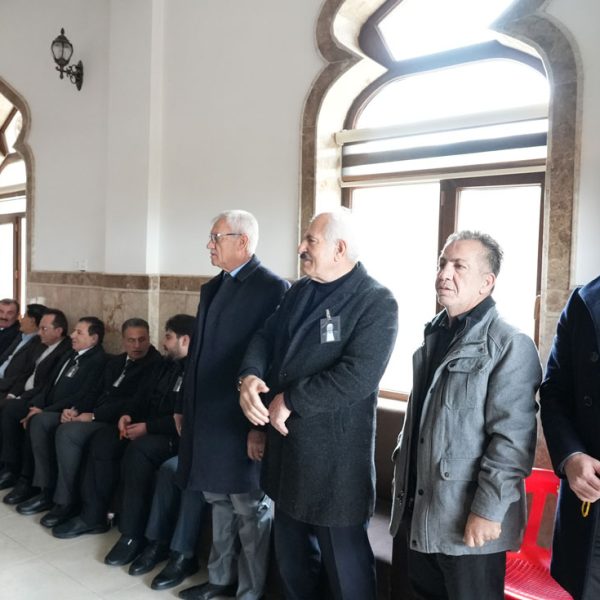 پشکداریکرن د پرسەیا خودێ ژێ رازی پێشمەرگە و کادرێ دێرینێ پارتی (سربست زاخۆیی)