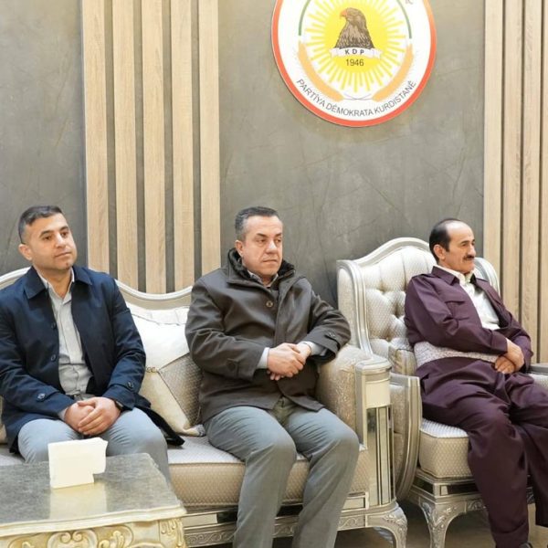 بەڕێز سەربەست لەزگین پێشوازی ل بەزێز نەوزاد هادی و شاندێ دگەلدا دکەت