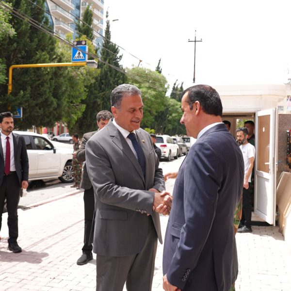 شاندەکێ بلندێ پارتی سەرەدانا بنگەھێ لالش دکەت