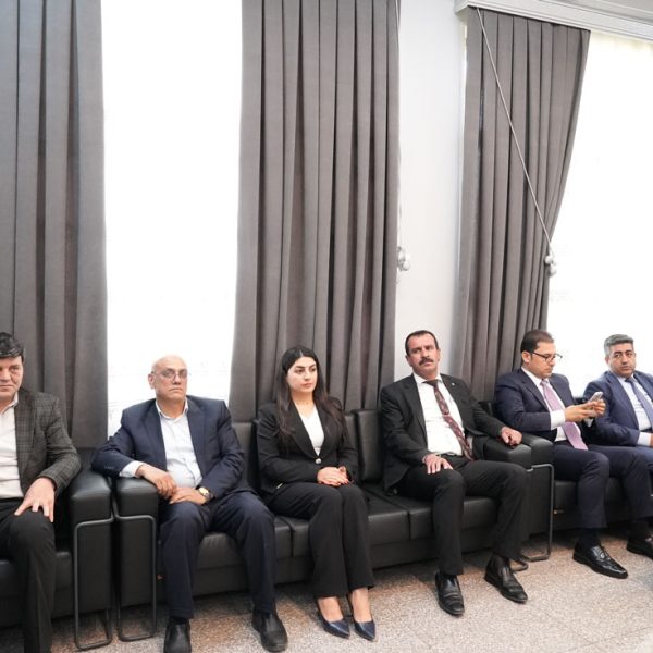 شاندەکێ بلندێ پارتی سەرەدانا بنگەھێ لالش دکەت
