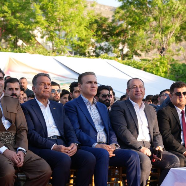 بەڕپرسێ مەکتەبا ڕێکخستنێ پشکدایێ د چالاکیەکا ئێکەتیا قوتابی و لاوان دا دکەت