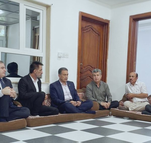 بەرپرسێ مەکتەبا ڕێکخستنێ سەرەدانا مالباتێن قوربانیێن ڕوودانا حەفتیا بۆری یا پارێزگەها دهۆکێ دکەت