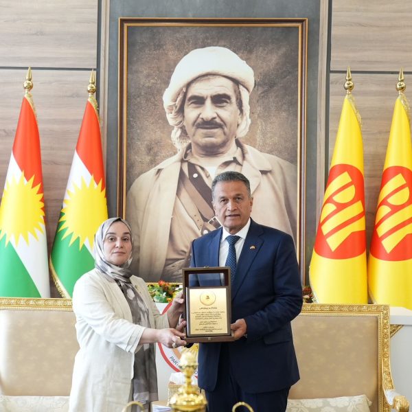 مەکتەبا ڕێکخستنا پارتی ل بەهدینان پیرۆزباهیێ ل کچێن قارەمان یێن یانا دهۆکێ دکەت