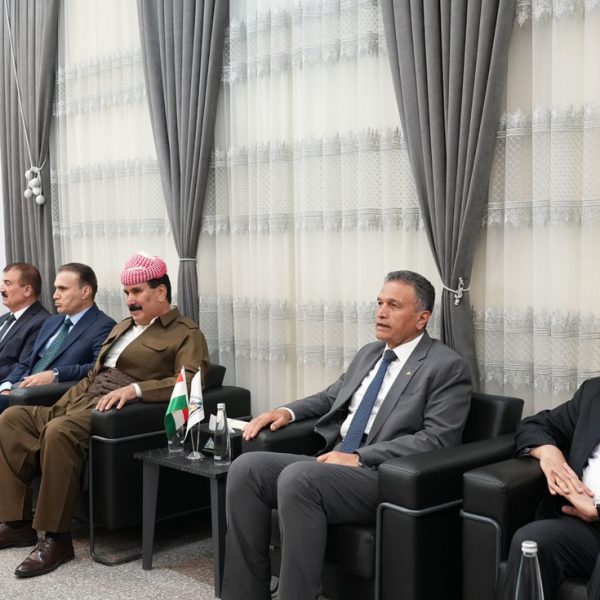شاندەکێ بلندێ پارتی سەرەدانا بنگەھێ لالش دکەت
