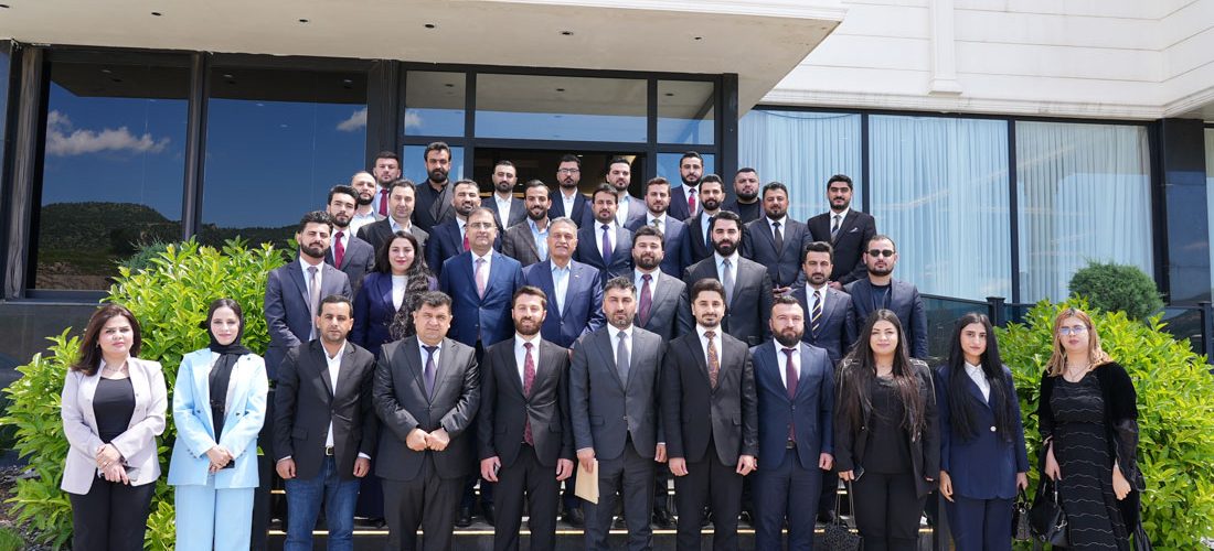 بەرپرسێ مەکتەبا ڕێکخستنێ دگەل ستافێ لقێن قوتابیان و لاوان کۆمبوو