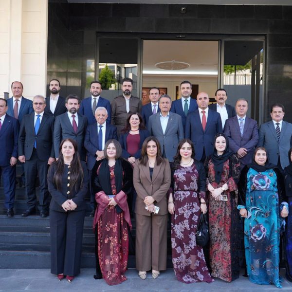 بەرپرسێ مەکتەبا ڕێکخستنا پ د ك ل بەهدینان پێشوازی ل پەرلەمانتارێن خولا شەشێ یا پەرلەمانی دکەت
