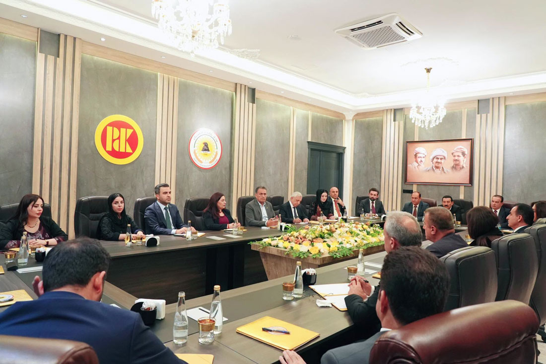 بەرپرسێ مەکتەبا ڕێکخستنا پ د ك ل بەهدینان پێشوازی ل پەرلەمانتارێن خولا شەشێ یا پەرلەمانی دکەت