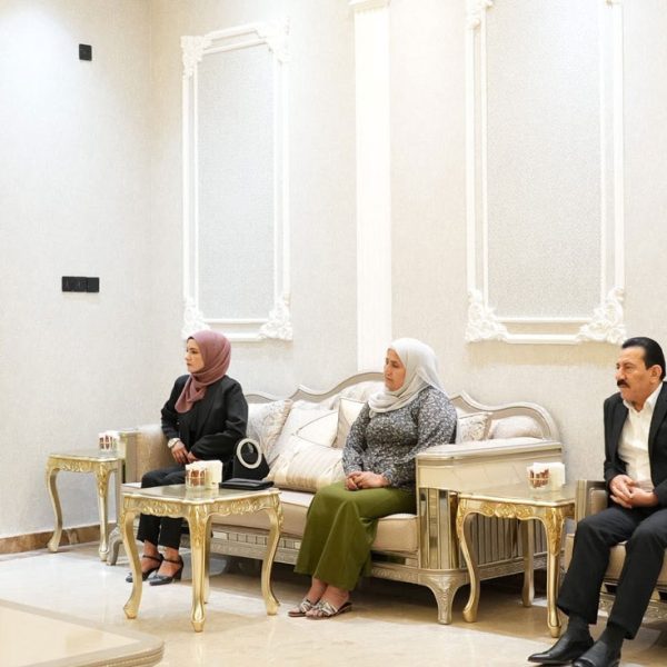 شاندەکێ PDK S سەڕەدانا مەکتەبا ڕێکخستنا پ د ک ل بەهدینان دکەت