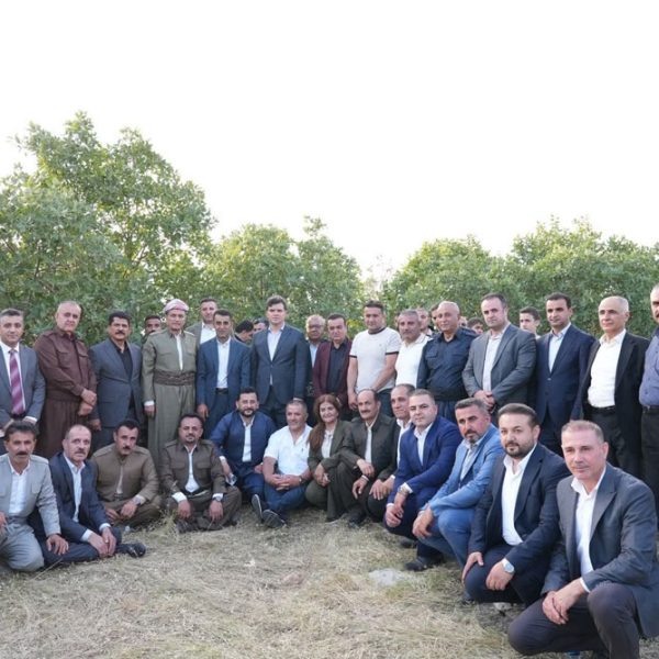 رێورەسمێن هەلاندنا پەردێ ل سەر مونۆمێنتێن 33 شەهیدێن گەڕبەراسکێ و سەرەدانا شکەفتا گوندێ گەڕبەراسکێ، ئەو شکەفتا بارزانیێ نەمر سەرکرداتیا هەردوو داستانێن زاویتە و لۆمانا تێدا کری 