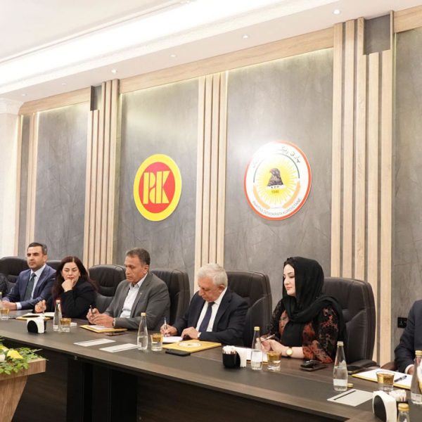 بەرپرسێ مەکتەبا ڕێکخستنا پ د ك ل بەهدینان پێشوازی ل پەرلەمانتارێن خولا شەشێ یا پەرلەمانی دکەت