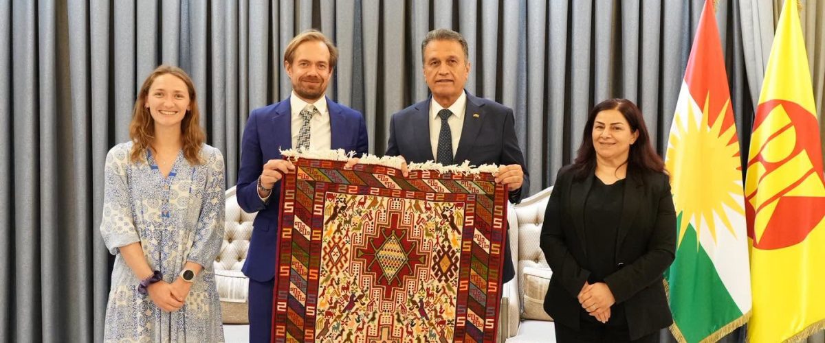 سەربەست لەزگین پێشوازی ل کونسولێ گشتیێ بەریتانیا دکەت
